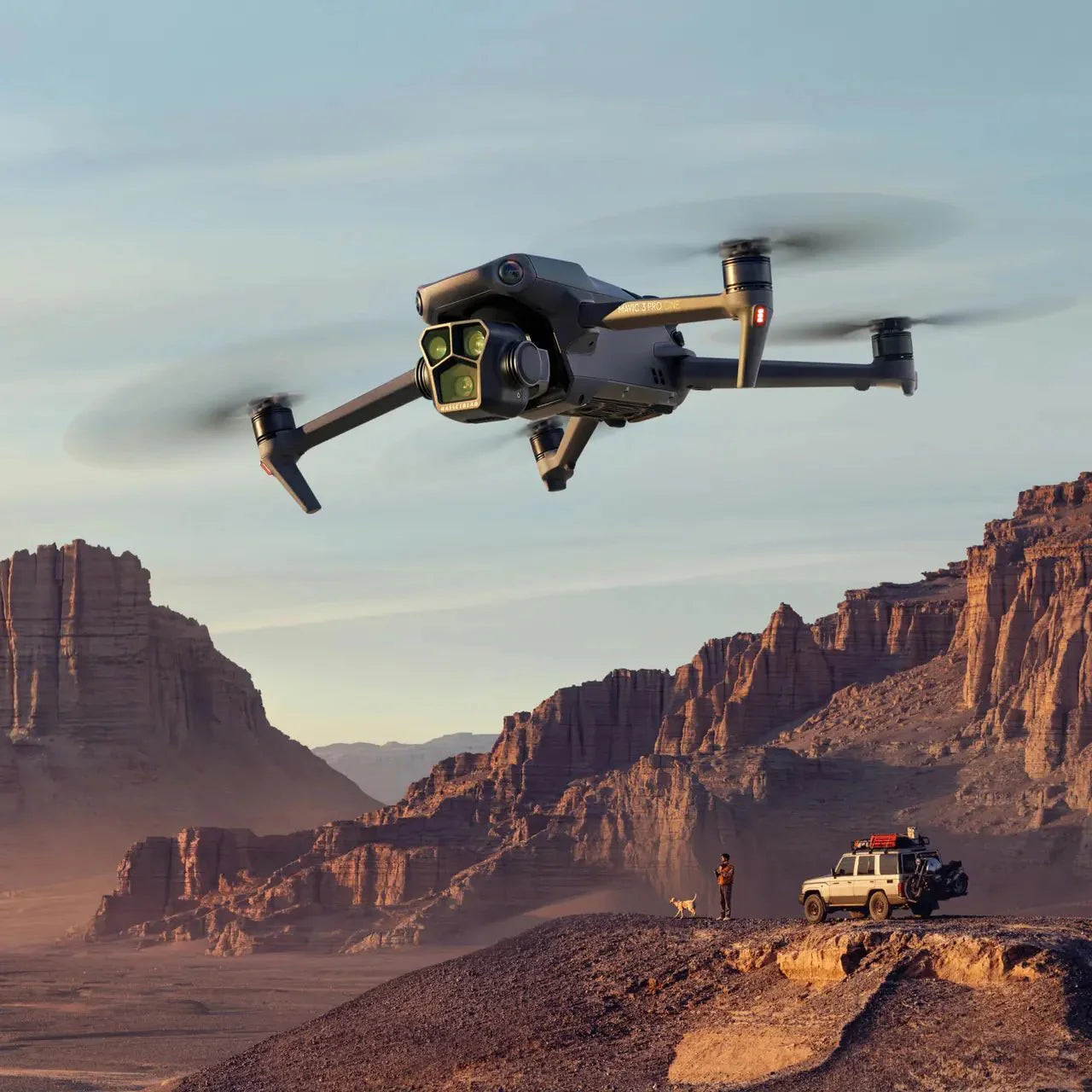 DJI Mavic 3 Pro: el dron profesional con cámara Hasselblad que redefine la fotografía aérea - DEXIN